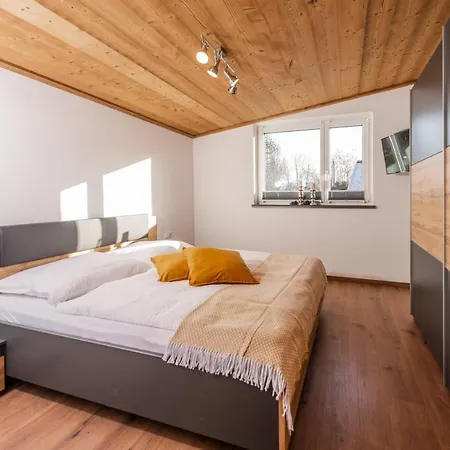 Schlicki's * Флахау